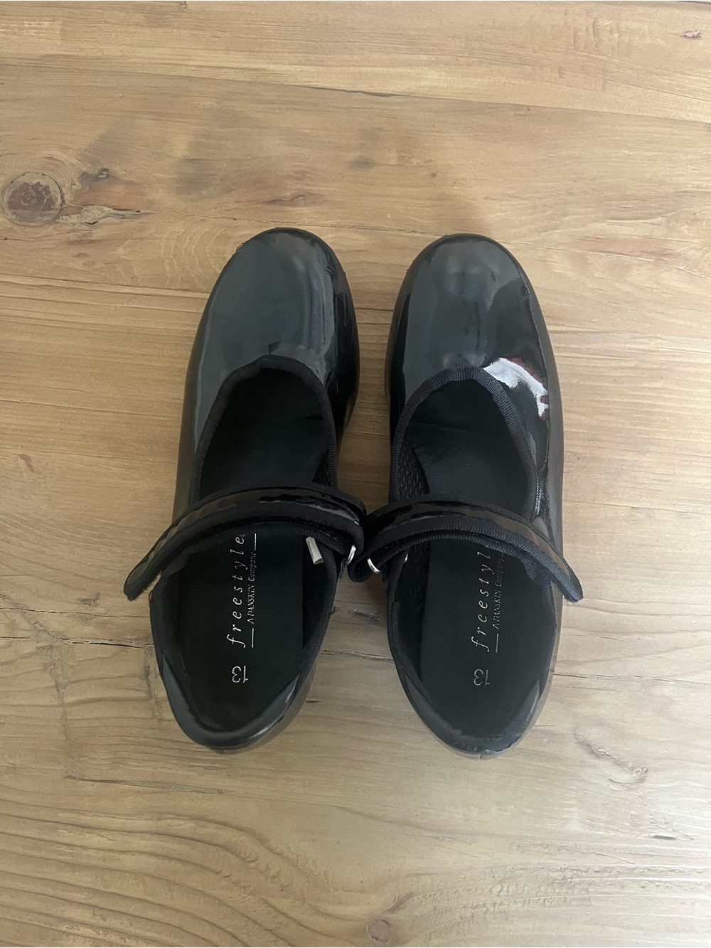 Freestyle Girls Size 13 Tap Shoes | Black with Star Detail 🌟